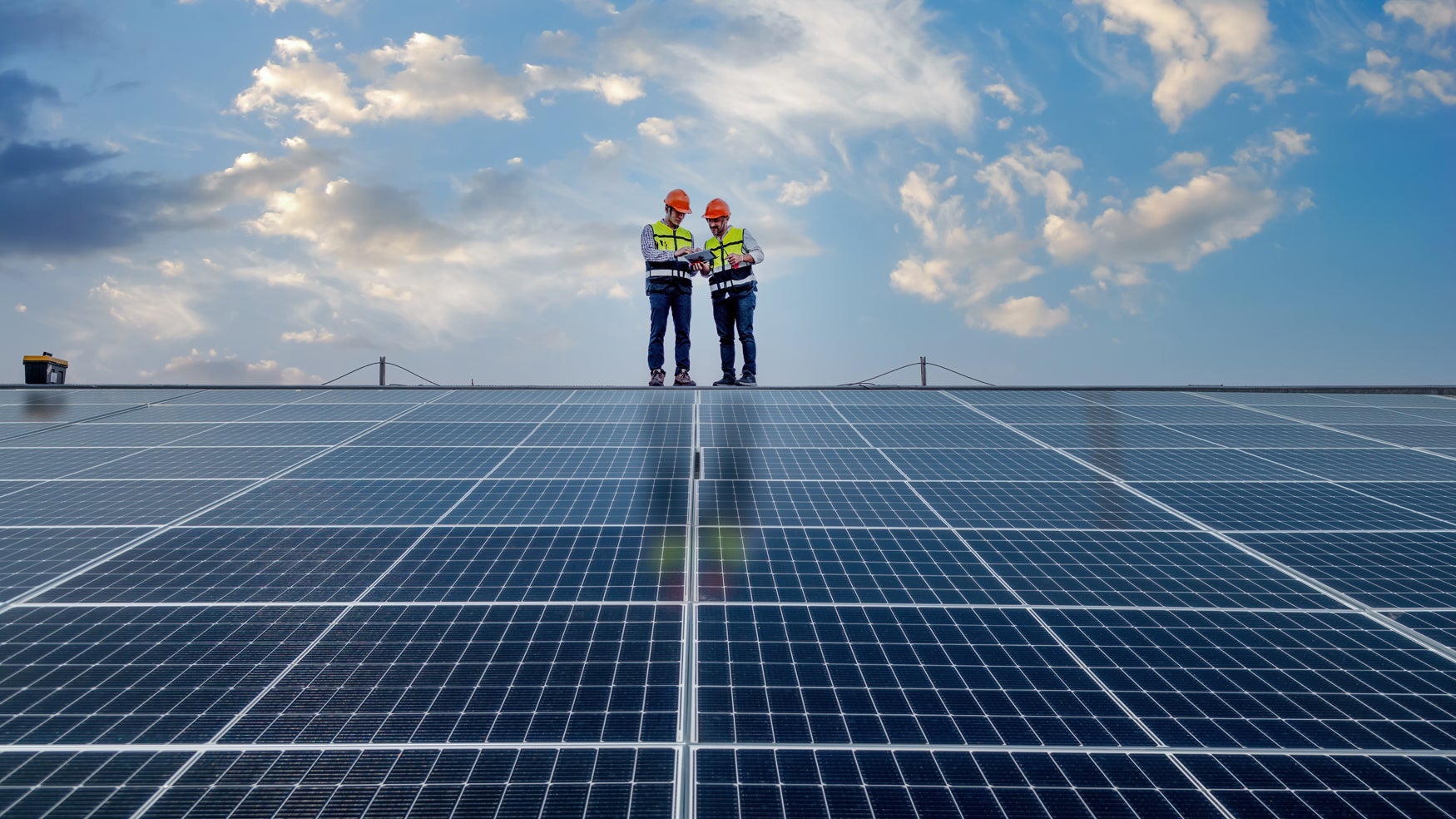 Jak obniżyć koszty energii? Finansowanie termomodernizacji i paneli słonecznych z Pożyczką Miejską II